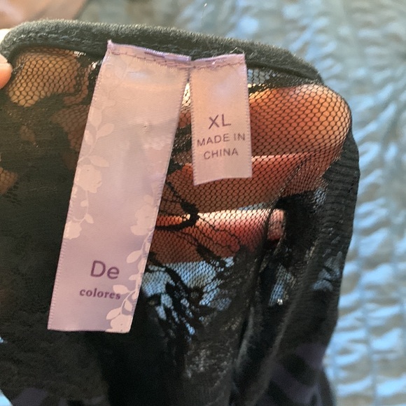 De Colores Top❄️ - Picture 4 of 5